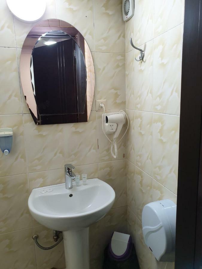 Hotel Old Star Батуми Екстериор снимка